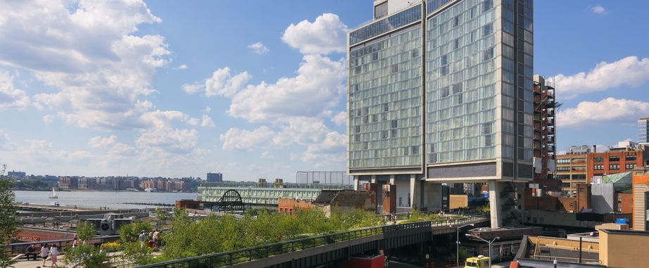 Marketing mit Sex und blanken Hintern: Standard Hotel New York City über der High Line