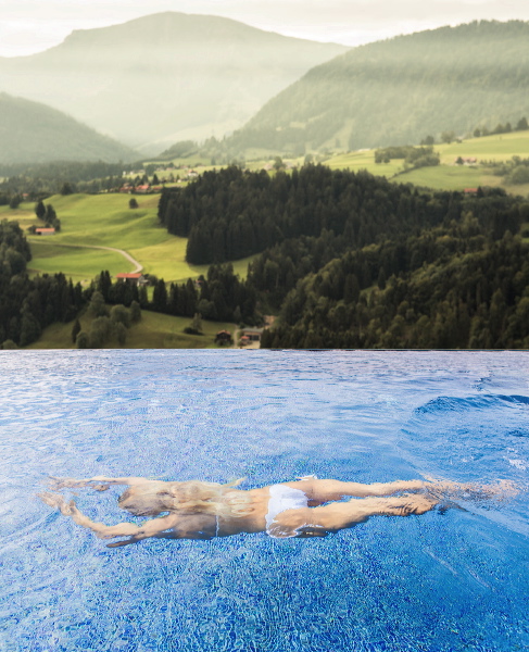 Schwimmen mit Traumpanorama: Der neue Außenpool im Spa im Bergkristall – Natur und Spa in Oberstaufen-Willis