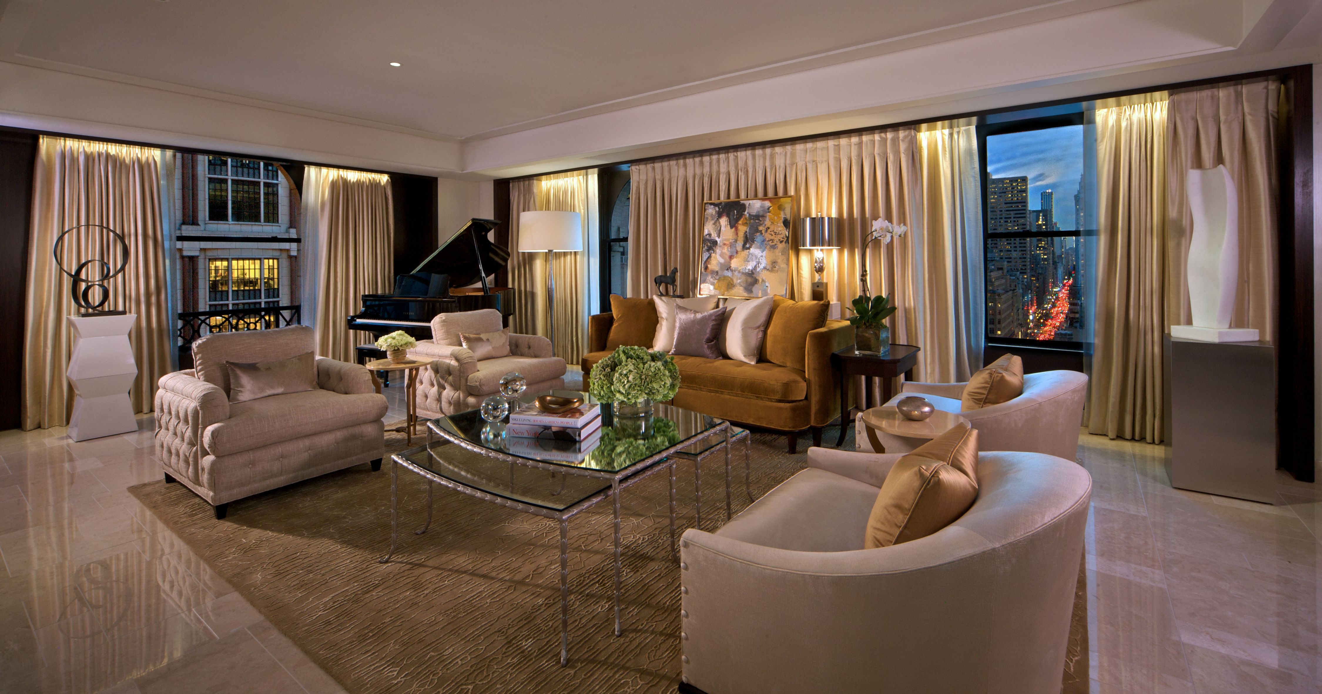 The Peninsula New York: Wohnzimmer in neuer Peninsula Suite - die Übernachtung kostet nur 24.000 US-Dollar