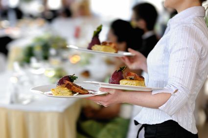 Risikofaktor für die Gastronomen bleibt auch weiterhin die unsichere Wirtschaftsentwicklung (Foto: MNStudio/fotolia.com)