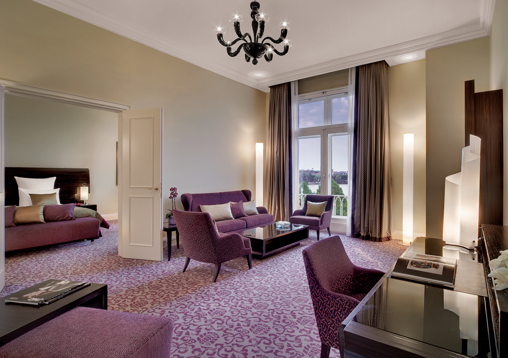 Hotel Atlantic Kempinski Hamburg - Superior Suite mit Alsterblick - Wohnzimmer