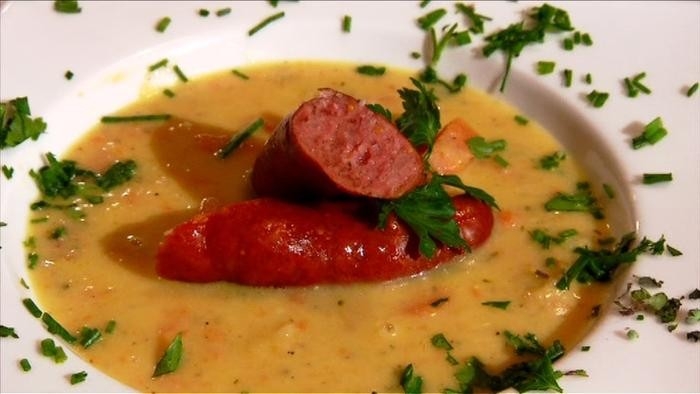 Schnell, schmackhaft, beliebt - Kochrezepte für heiße Suppen auch für Kinder von den Profis - Jetzt bei HOTELIER TV!