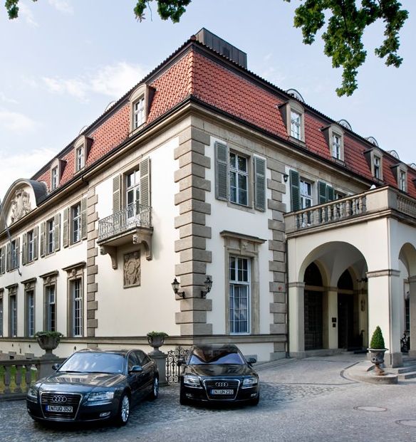 Schlosshotel im Grunewald Alma Berlin ist nun Mitglied von Relais & Chateaux