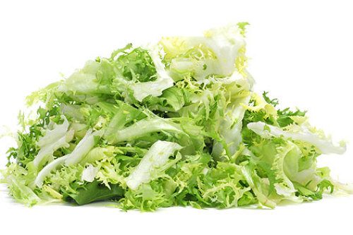 Salat ist oft erheblich mit Pestiziden und Nitrat belastet