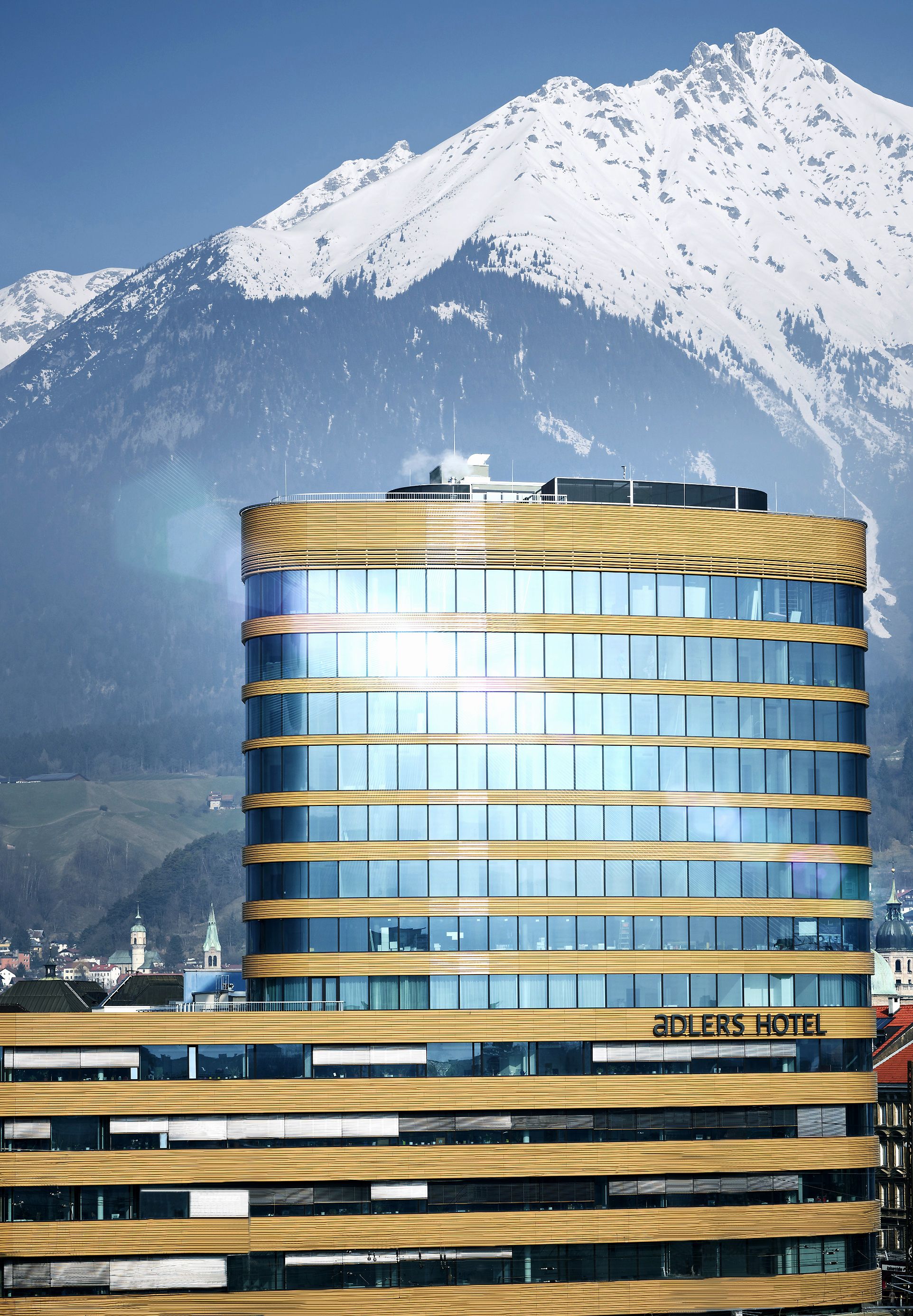 Hotel-Tower in Innsbruck: Das Adlers wird am 21. Juni 2013 eröffnet
