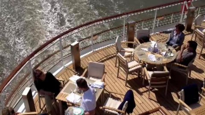 An Bord der neuen "MS Europa 2": Schwimmendes Luxushotel auf dem Weg nach Hamburg zur Schiffstaufe beim Hafengeburtstag - Exklusiver Preview bei HOTELIER TV