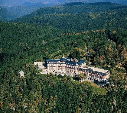 Schlosshotel Bühlerhöhe: Nach Insolvenz öffnet jetzt wenigstens wieder die Terrasse - der Hotelbetrieb ruht weiterhin